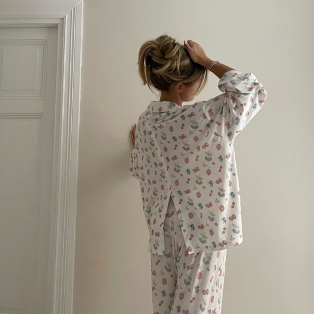 Djerf Avenue Floral Pajama Set - White and Pink
